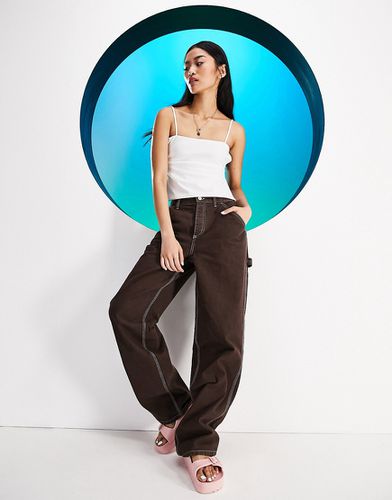 Pantaloni cargo color cioccolato - ASOS DESIGN - Modalova