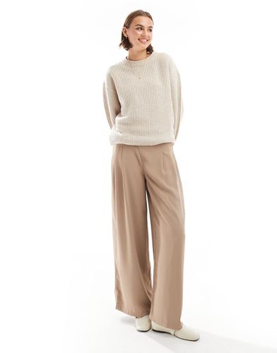 Pantaloni con fondo ampio cammello con bordi grezzi - ASOS DESIGN - Modalova