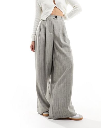 Pantaloni sartoriali a fondo ampio grigi testurizzati a righe - ASOS DESIGN - Modalova