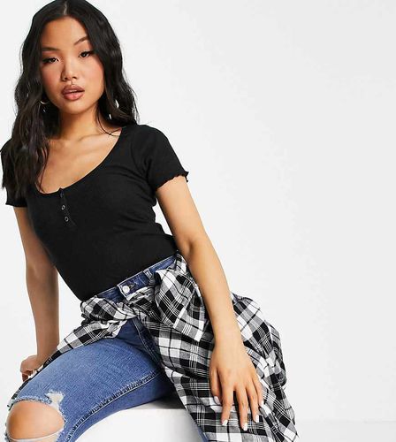 ASOS DESIGN Petite - Body a maniche corte con bottoni a pressione - ASOS Petite - Modalova