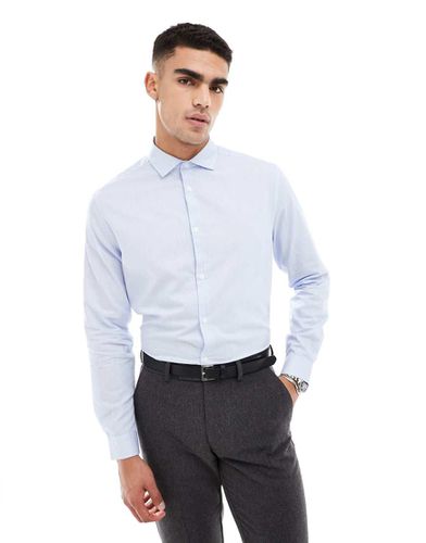 Regular shirt with cutaway collar in textured fabric - ASOS DESIGN - Modalova