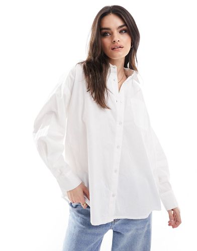 ASOS DESIGN Weekend Collective - Camicia oversize bianca con logo - ASOS WEEKEND COLLECTIVE - Modalova