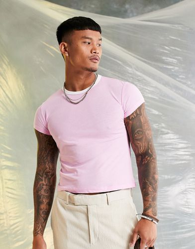 T-shirt taglio corto attillata rosa con bordi a contrasto bianchi - ASOS DESIGN - Modalova