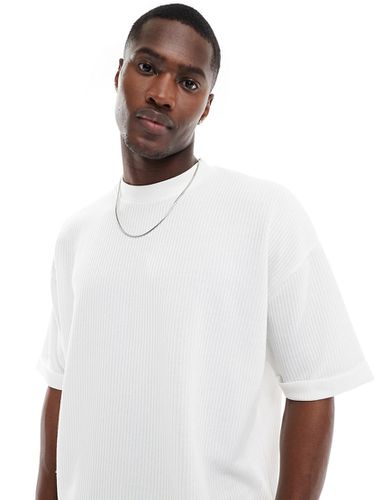 T-shirt testurizzata bianca oversize squadrata con maniche con risvolto - ASOS DESIGN - Modalova