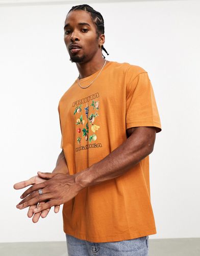 T-shirt comoda arancione brunito con stampa di frutta sul davanti - ASOS DESIGN - Modalova