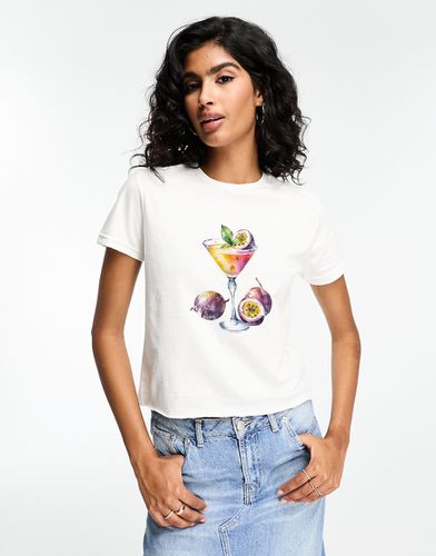 T-shirt mini bianca con grafica "Passion Fruit Drink" - ASOS DESIGN - Modalova