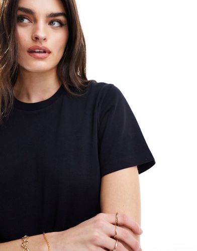 T-shirt nera pesante vestibilità classica - ASOS DESIGN - Modalova