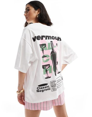 T-shirt oversize bianca con stampa di vermouth - ASOS DESIGN - Modalova