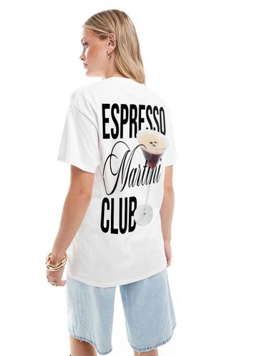 T-shirt oversize bianca con stampa "Espresso Martini Club" - ASOS DESIGN - Modalova