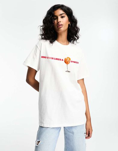 T-shirt oversize bianca con stampa spritz - ASOS DESIGN - Modalova