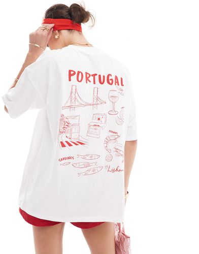 T-shirt oversize color avorio con grafica del Portogallo - ASOS DESIGN - Modalova