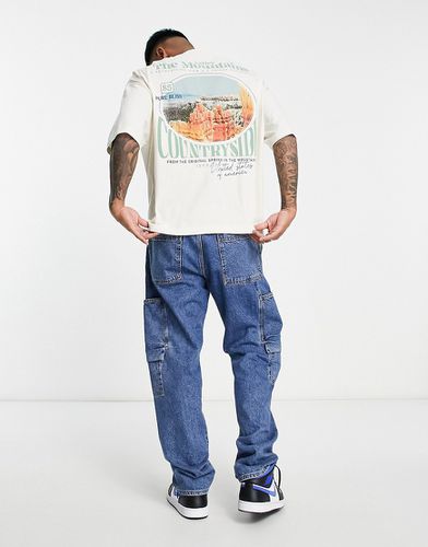 T-shirt oversize crema con stampa con montagne sul retro - ASOS DESIGN - Modalova