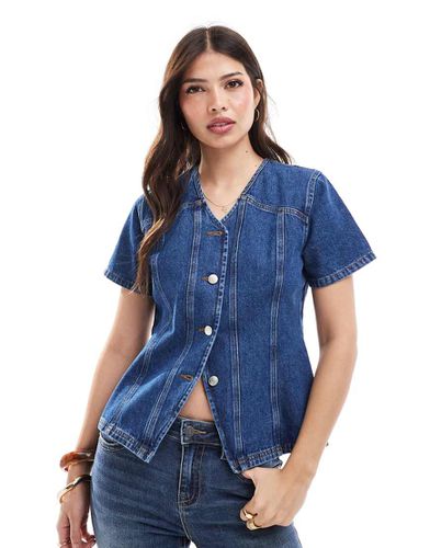 Top a maniche corte in denim indaco scuro con bottoni - ASOS DESIGN - Modalova