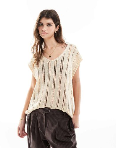 Top senza maniche in maglia crema traforato con colletto - ASOS DESIGN - Modalova