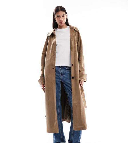 ASOS DESIGN Tall - Trench-coat imitation daim avec col cheminée - Taupe - Asos Tall - Modalova