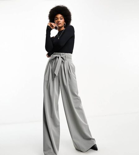 ASOS DESIGN Tall - Pantaloni a vita alta chiaro con cintura in coordinato - ASOS Tall - Modalova