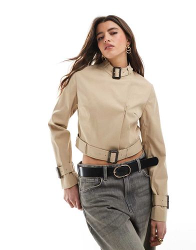 Trench-coat court avec ceinture à boucle - Taupe - Asos Design - Modalova