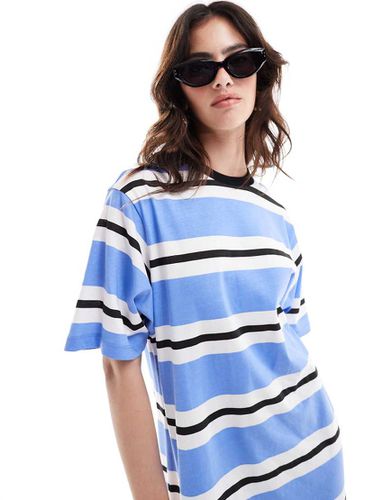 Vestito T-shirt oversize al polpaccio blu a righe - ASOS DESIGN - Modalova