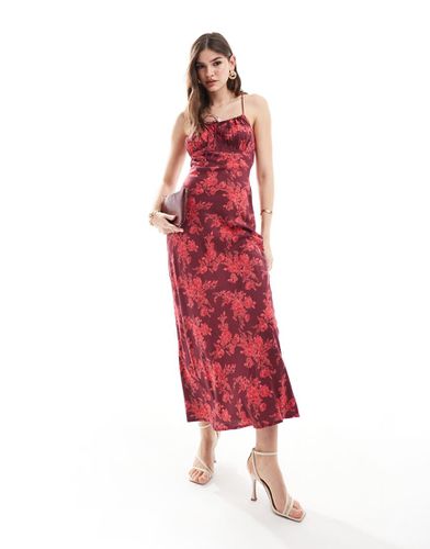 Vestito sottoveste lungo con busto arricciato a fiori bordeaux - ASOS DESIGN - Modalova