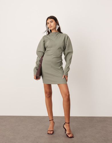 Vestito corto con maniche strutturate e pieghe in vita verde kaki - ASOS EDITION - Modalova