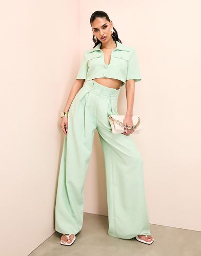 Pantaloni con fondo ampio e vita alta verdi - ASOS Luxe - Modalova