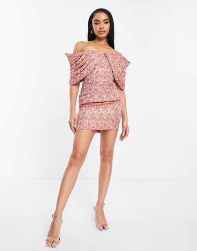 Vestito corto jacquard con stampa cachemire e scollo alla Bardot a pieghe - ASOS LUXE - Modalova