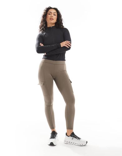 Leggings cargo color noce - Born Living Yoga - Modalova