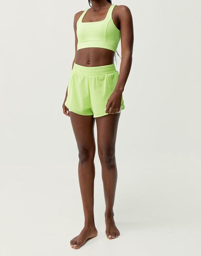 Padma - Pantaloncini lime con shorts incorporati - Born Living Yoga - Modalova