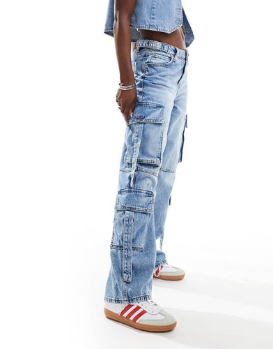 Jeans cargo lavaggio chiaro - Bershka - Modalova