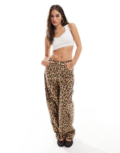 Pantaloni leopardati - Bershka - Modalova