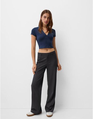 Pantaloni sartoriali antracite a fondo ampio - Bershka - Modalova