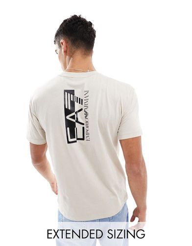 Core - T-shirt beige chiara con logo sul retro - EA7 - Modalova