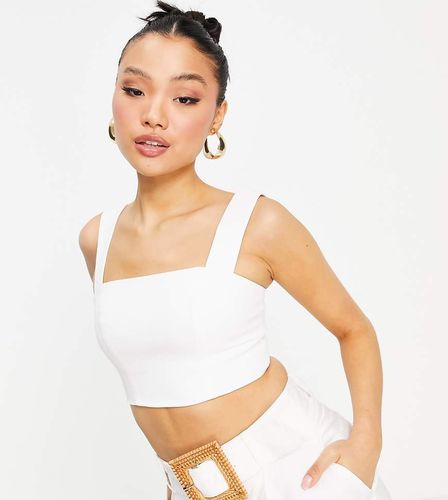 Crop top a canottiera corto con scollo squadrato avorio in coordinato - Forever New Petite - Modalova