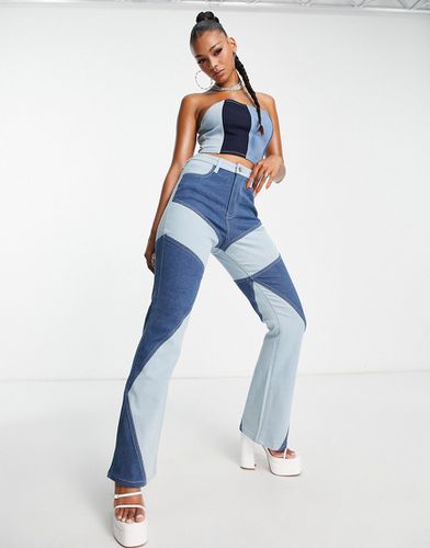 Jeans a zampa blu patchwork anni '90 - Fashionkilla - Modalova