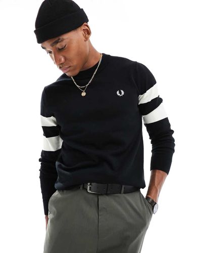 Maglione con maniche con righe a contrasto - Fred Perry - Modalova