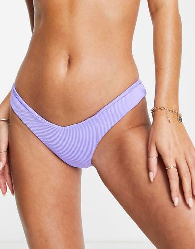 Fizzy Violet - Slip bikini sgambati a V lilla a coste - Kulani Kinis - Modalova