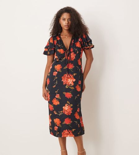 Robe mi-longue à col en V et manches volantées avec imprimé fleuri - et rouge - Hope & Ivy Plus - Modalova