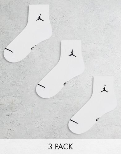 Everyday - Confezione da 3 paia di calzini bianchi ammortizzati - Jordan - Modalova