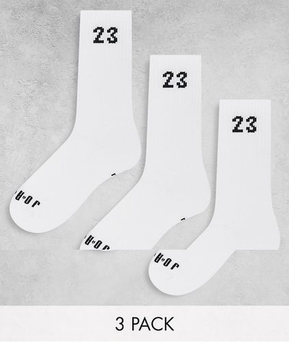 Essentials - Confezione da 3 paia di calzini lunghi bianchi - Jordan - Modalova