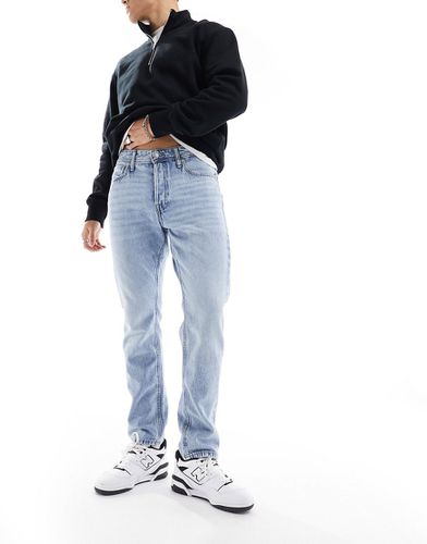 Essentials - Chris - Jeans comodi lavaggio chiaro con abrasioni - Jack & Jones - Modalova