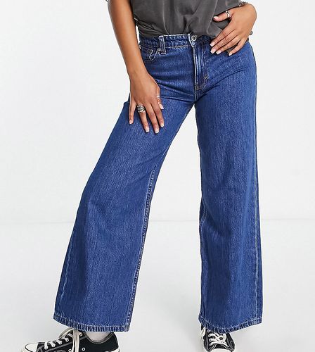 Chris - Jeans con fondo ampio a vita bassa medio - Only Petite - Modalova