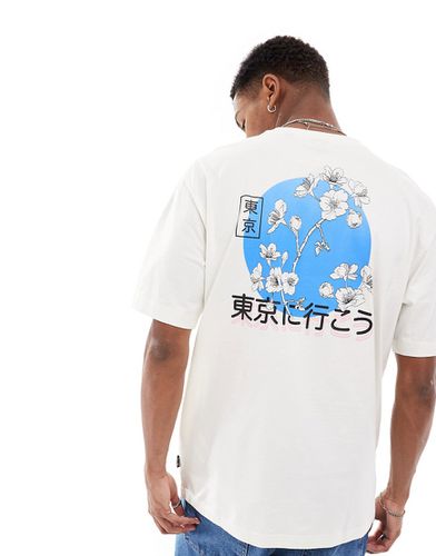 T-shirt comoda bianca con stampa sul retro di fiori giapponesi - ONLY & SONS - Modalova