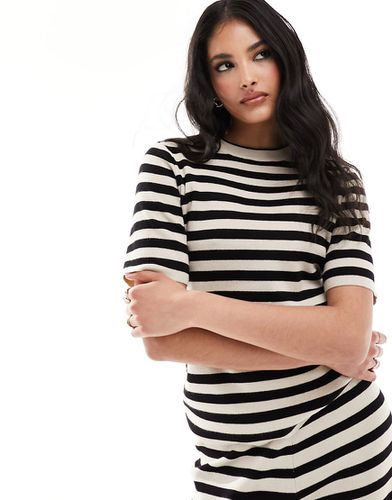 T-shirt a maniche corte in maglia a righe bianche e nere in coordinato - Object - Modalova