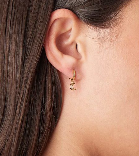 Orecchini a cerchio micro con ciondolo a forma di luna con pavé placcati 18 k - Orelia - Modalova