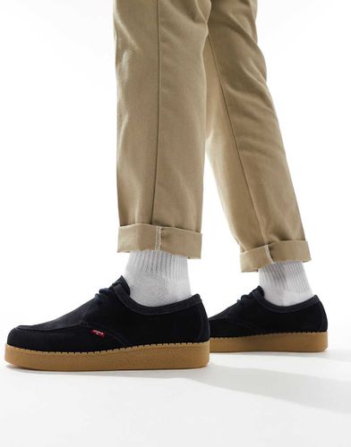 Scarpe stringate in camoscio con impunture ed etichetta rossa del logo - Levi's - Modalova