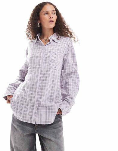 Camicia a maniche lunghe in flanella color lavanda a quadri - Monki - Modalova