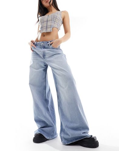 Giga - Jeans ampi a vita bassa color tinto - Monki - Modalova