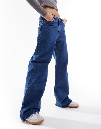 Naoki - Jeans ampi a vita bassa lavaggio classico - Monki - Modalova