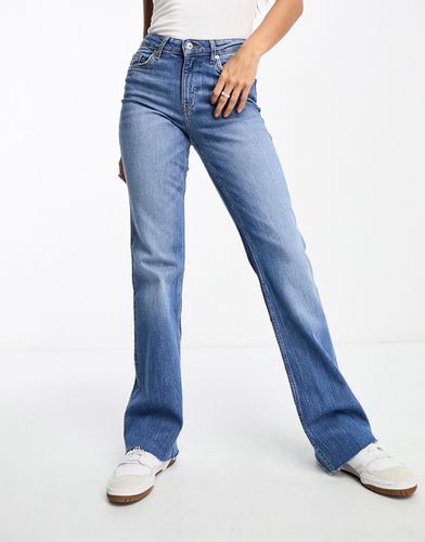 Jeans a zampa lavaggio chiaro - Mango - Modalova
