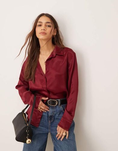 Camicia oversize con bottoni in raso bordeaux - Miss Selfridge - Modalova